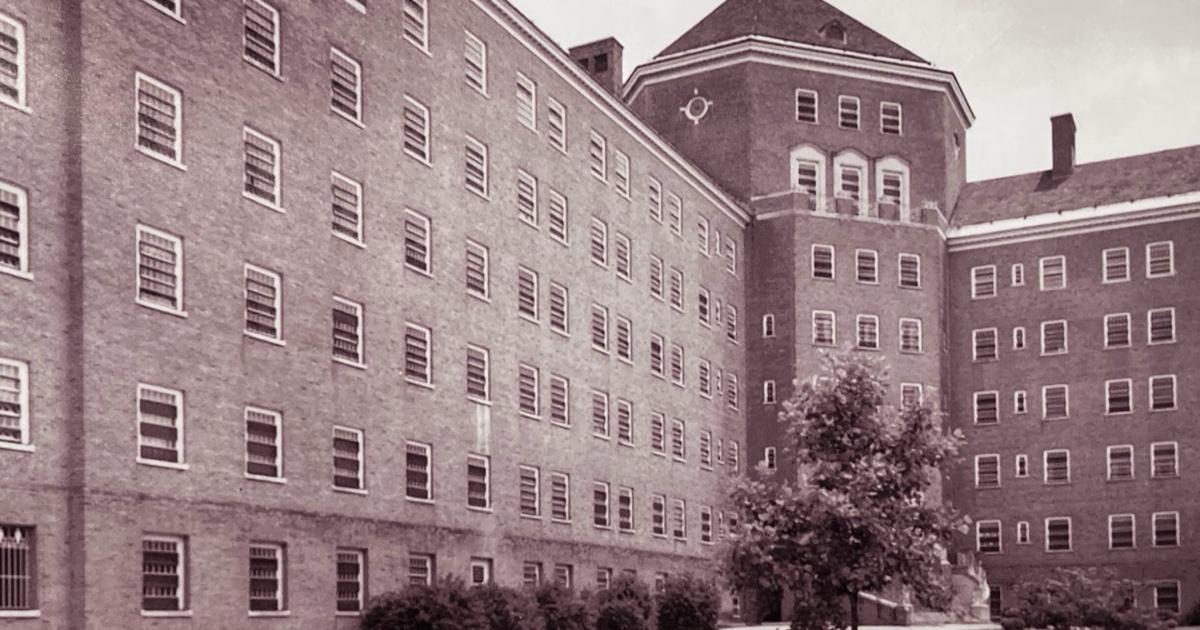 A photo of a brick building that is Willowbrook School