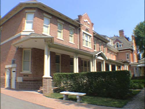 Lindsay Mansion Exterior