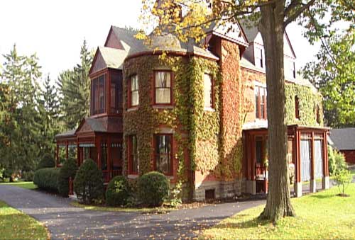 Queen Anne Style house in Warsaw, NY